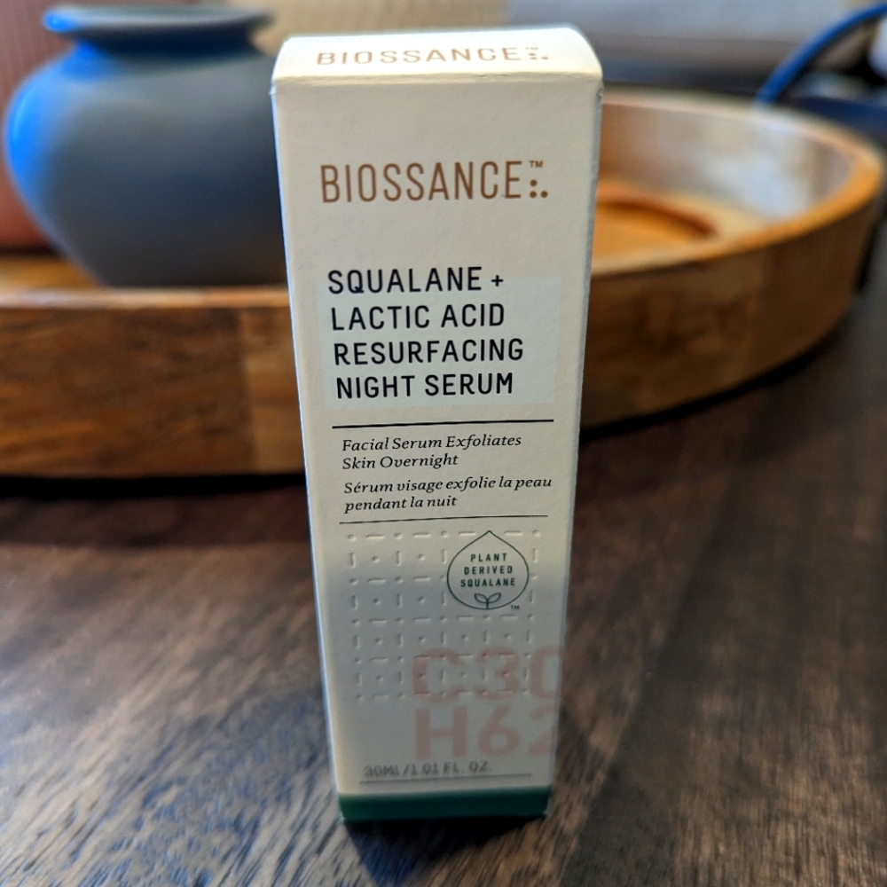 Biossance SQUALANE + LACTIC ACID RESURFACING NIGHT SERUM